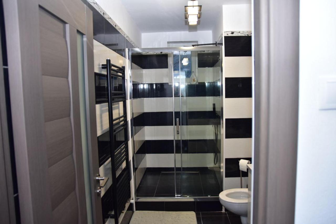 Apartament Dabe Hd Hunedoara Exterior photo